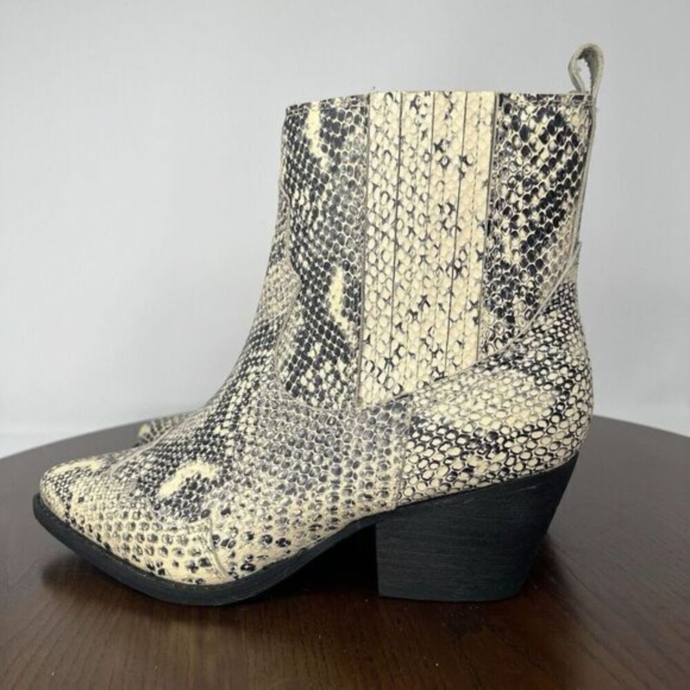 Matisse Avery Ankle Boots Women's 8.5M Beige Snakeskin Print Leather Pointed Toe